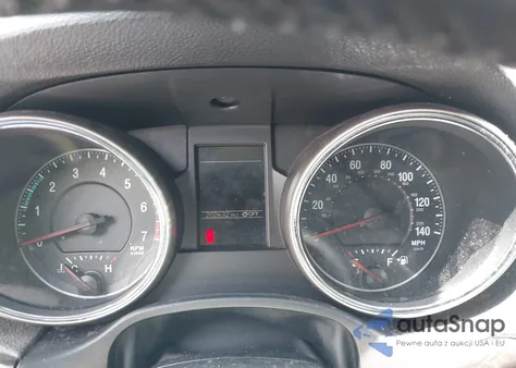 2011 Jeep Grand Cherokee Laredo z USA, uszkodzony, nr VIN 1J4RR4GG2BC656686